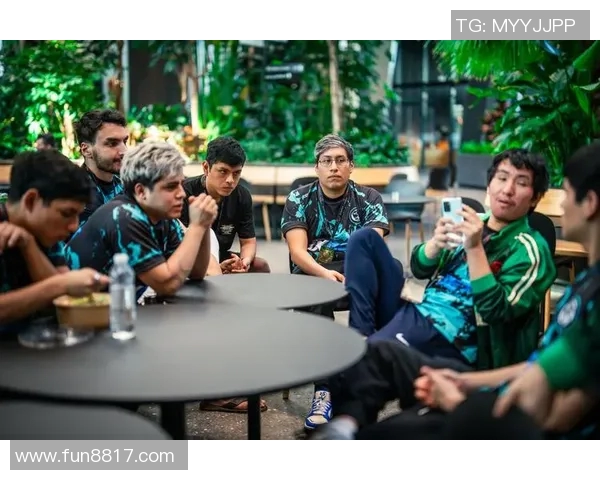 DOTA2战术解析:深入探讨FPX边路渗透策略与执行技巧 DOTA2战术解析:深入探讨FPX边路渗透策略与执行技巧