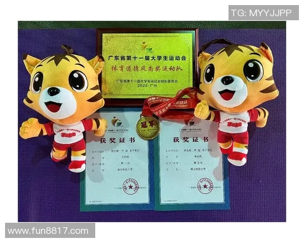 深圳羽毛球队的崛起与发展探秘:力量与团队精神的深度分析 深圳羽毛球队的崛起与发展探秘:力量与团队精神的深度分析